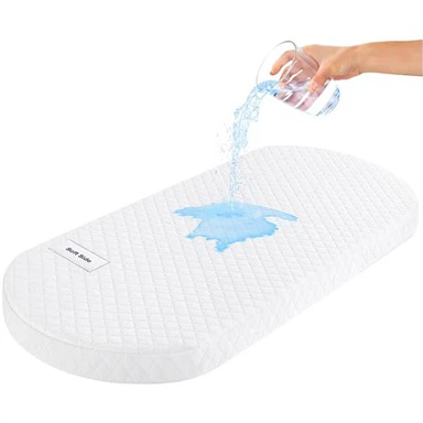Matras voor babywiegje